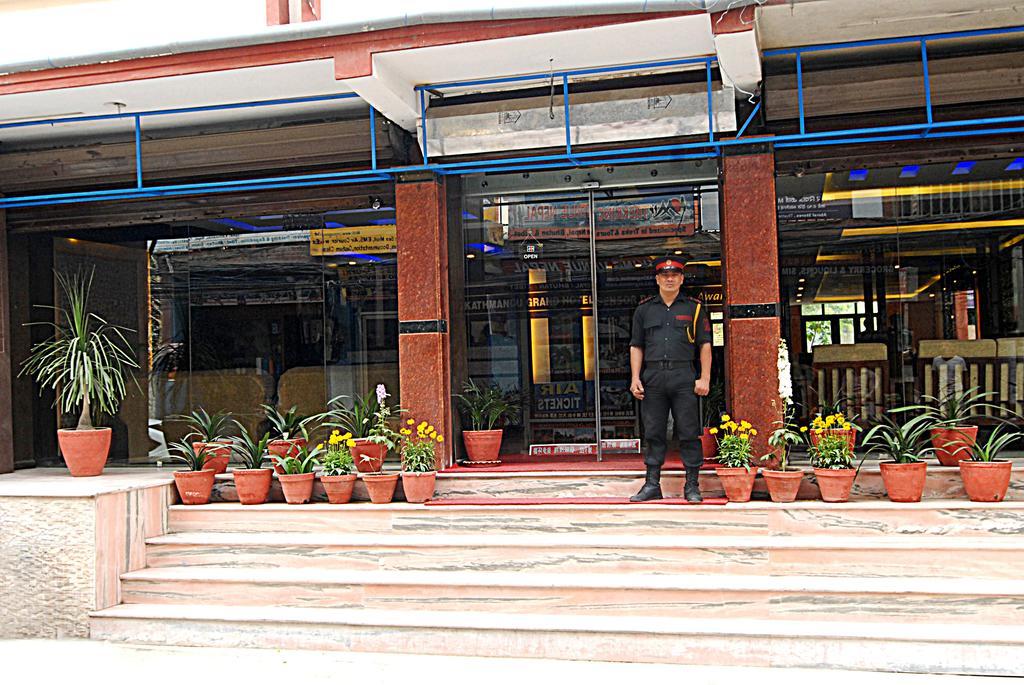 Kathmandu Grand Hotel Екстериор снимка
