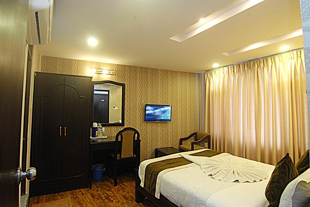 Kathmandu Grand Hotel Екстериор снимка